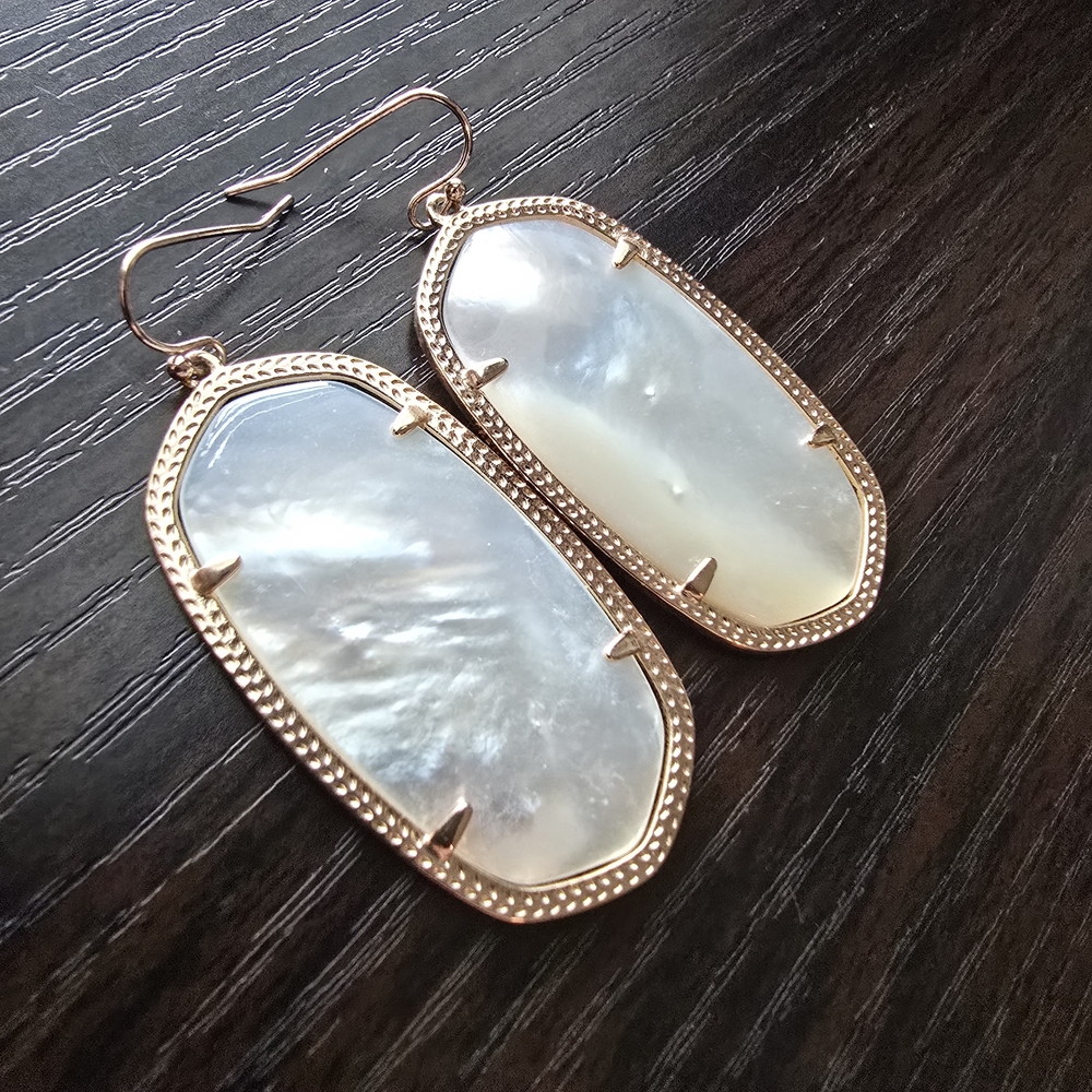 Kendra Scott Danielle Earrings